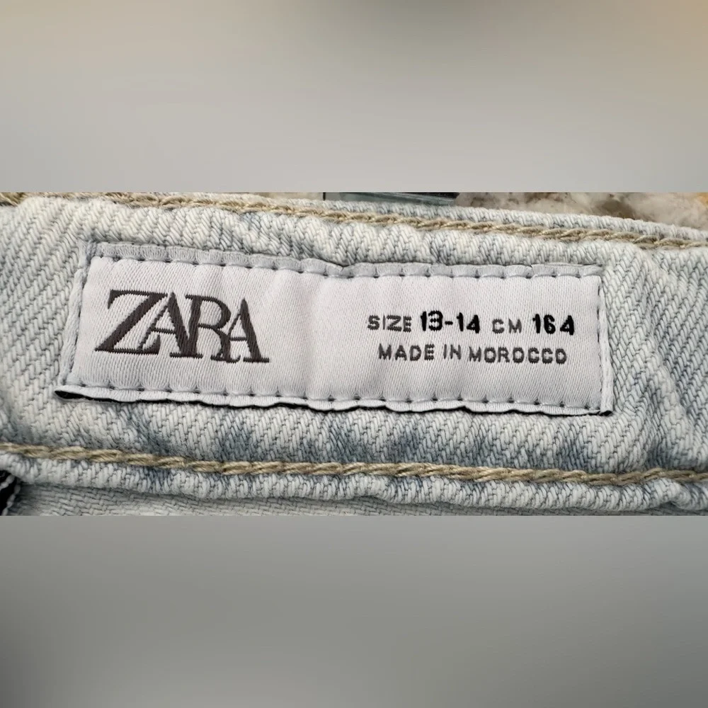 ZARA Light Wash Wide Leg Cargo Jeans – US Girls 13/14 (Equivalent to W XXS/00–0)